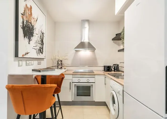 Chic Intimate Studio In The Heart Of Malaga By Rems