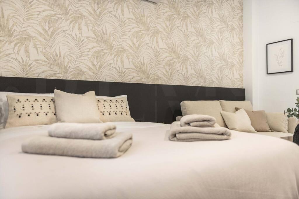 Apartment Chic Intimate In The Heart Of By Rems *