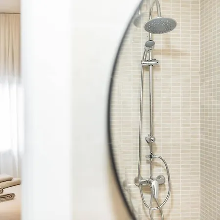 Chic Intimate Studio In The Heart Of Malaga By Rems Buitenkant foto